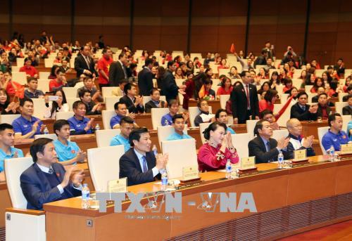 Chủ tịch Quốc hội gặp mặt đội tuyển bóng đá U23 Việt Nam